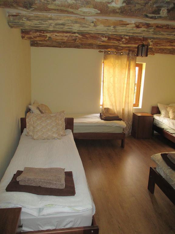 Guesthouse Lasharai Omalo Zimmer foto
